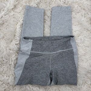 Outdoor Voices Gray Leggings High-Waisted Capri Two Tone Size M